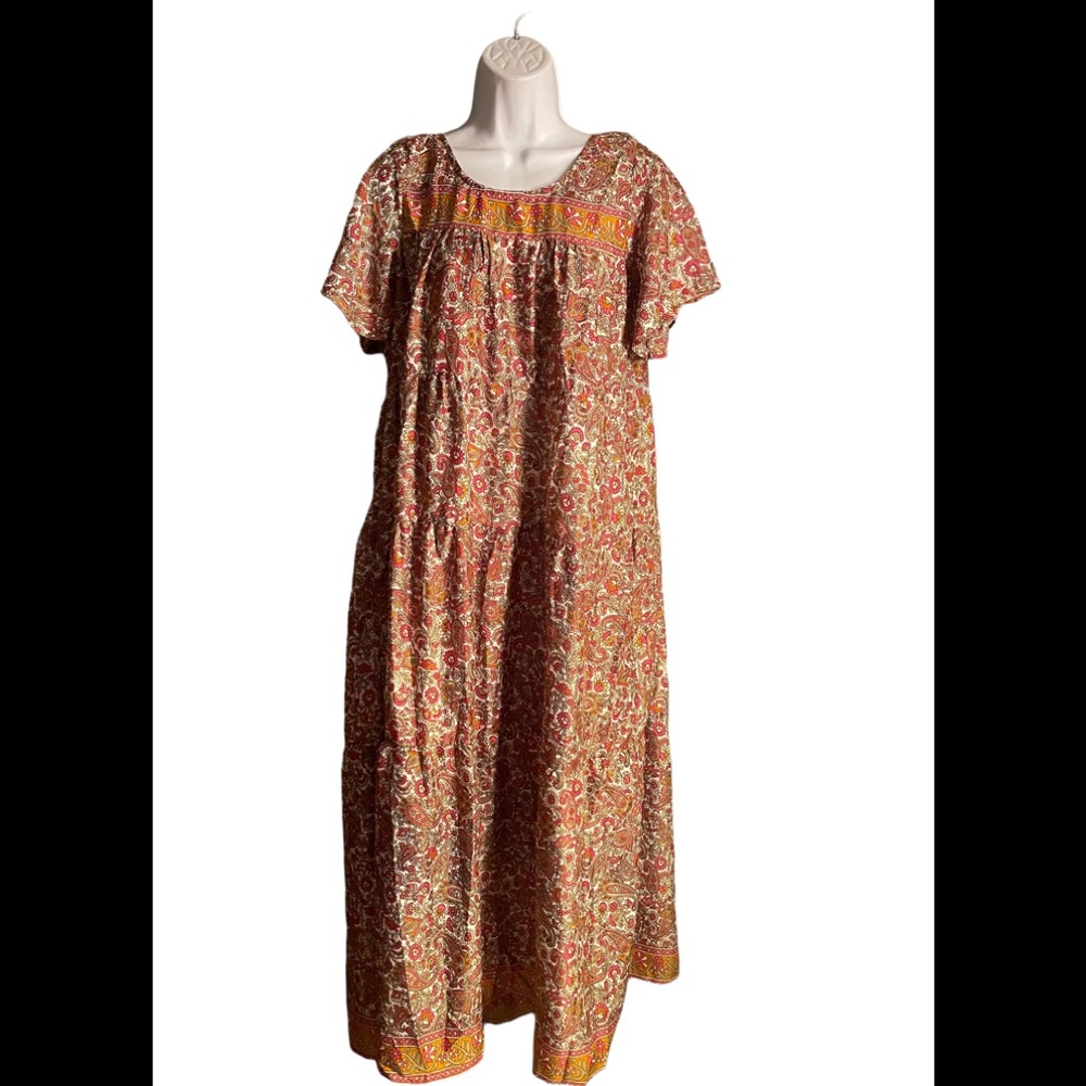 Dress by Sacred Threads.   LG/GR/GR. 222283/2